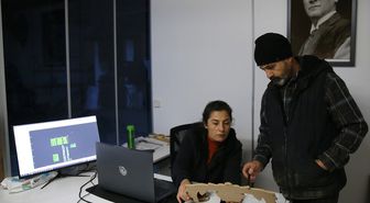 Devlet desteğiyle mobilya atölyesi kuran kadın girişimci işini büyütmenin hayalini kuruyor