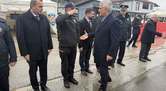Düzce Valisi Makas, Bolu Dağı geçişinde bayram trafiği denetimlerine katıldı Açıklaması