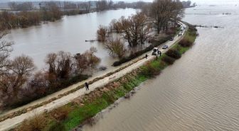 Edirne'de Tunca Nehri'nin debisi yükseldi, Meriç Nehri'nde taşkınlar oluştu