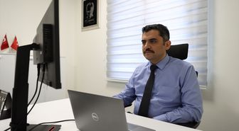 Edirne Telekom Müdürü Gün, AA'nın 'Yılın Kareleri' oylamasına katıldı