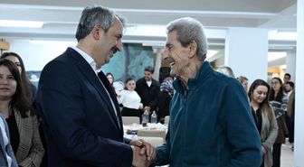 Edirne Valisi Sezer, huzurevi sakinleriyle iftar yaptı