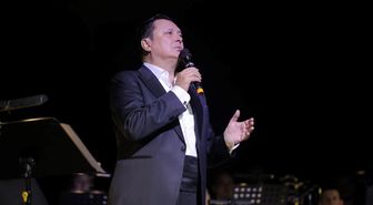 Edirne ve Keşan'da Sevgililer Günü konserleri verildi