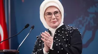 Emine Erdoğan: Batılı bir imaj taşımayan her kadının çağdışı sayıldığına üzülerek şahit oluyoruz