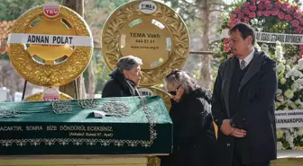 Ergin Ataman'ın annesi son yolculuğuna uğurlandı