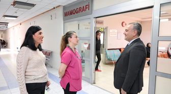 ERÜ Rektörü Altun, hastane personelini ziyaret etti