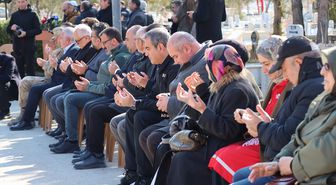 Erzincan depreminde hayatını kaybedenler törenle anıldı