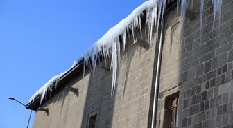 Erzurum, Ardahan ve Kars'ta soğuk hava etkisini sürdürüyor