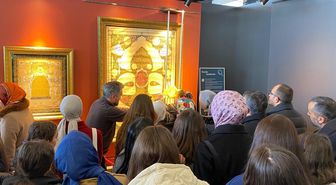 Erzurum'da devlet korumasındaki çocuklar kutsal emanetleri sergisini ziyaret etti
