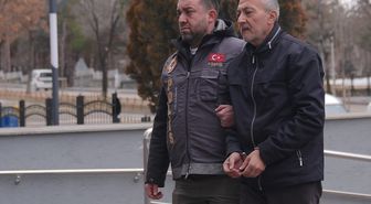 Erzurum'da eczaneye saldırı anı güvenlik kamerasınca kaydedildi
