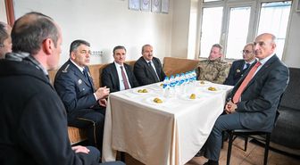 Erzurum Valisi Aydın Baruş, güvenlik güçlerinin bayramını kutladı