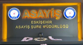 Eskişehir'de kendisini polis olarak tanıtarak dolandırıcılık yapan zanlı tutuklandı