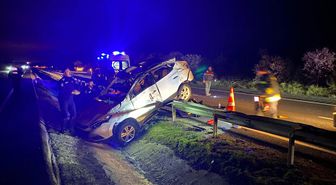 Eskişehir'de otomobilin SUV tipi araçla çarpıştığı kazada 2 kişi öldü, 2 kişi yaralandı