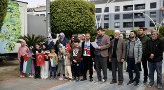 Fethiye'de Filistin ve İran'da ölen çocuklar için protesto gösterisi yapıldı