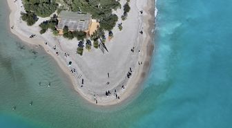 Fethiye'de Ölüdeniz'in rengi turkuaza döndü