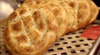 Fırınlarda pide mesaisi başladı