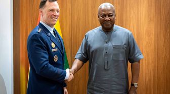 Gana Cumhurbaşkanı Mahama, AFRICOM Komutanı Anderson'u kabul etti