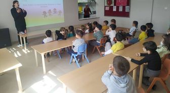 Gelibolu'da velilere ve öğrencilere yönelik eğitim programı düzenlendi