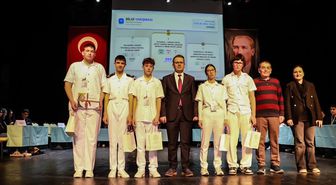 Gelibolulu liseliler 'Korkma! Gençliğin Ruhu Burada' bilgi yarışmasında derece elde etti