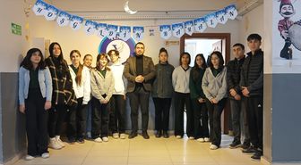 Gemerek'te öğrencilerden ihtiyaç sahibi ailelere gıda yardımı