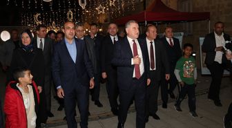 Gençlik ve Spor Bakanı Bak Lefkoşa'da 'Ramazan Sokağı'nı ziyaret etti