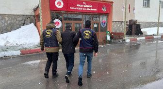 Hakkari'de kesinleşmiş hapis cezası bulunan hükümlü ikna çalışması sonucu teslim oldu