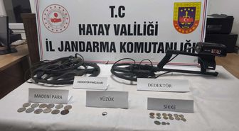 Hatay'da 15 sikke ve tarihi obje ele geçirildi