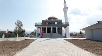 Hatay'da depremlerin ardından 123'üncü cami ibadete açıldı