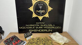 Hatay'da durdurulan hafif ticari araçta 1 kilo 100 gram esrar ele geçirildi