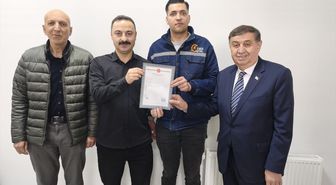 Havza OSB'de üretime geçen fabrikanın tapusu verildi