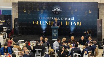 Hukukçular Derneği geleneksel iftar buluşması düzenledi