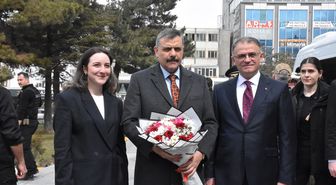 İçişleri Bakanı Çiftçi, Van'da bayramlaşma programına katıldı