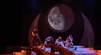 İDOB tarafından 'Deli Dumrul' ve 'Tehlikeli Oyun' eserlerinin dünya prömiyeri yapıldı