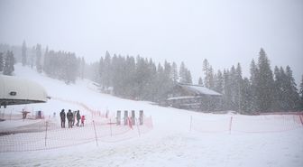 Ilgaz Dağı'nda kar yağışı etkili oluyor