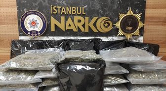 İstanbul'da 22 kilo 450 gram uyuşturucu ele geçirilen operasyonda 1 zanlı yakalandı