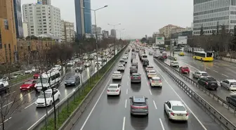 İstanbul'da akşam saatlerinde trafik yoğunluğu yüzde 90'a çıktı