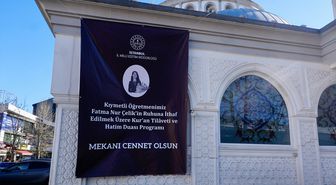 İstanbul'da öğrencisinin bıçaklı saldırısında hayatını kaybeden öğretmen için hatim ve anma programı düzenlendi