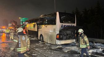 İstanbul'da seyir halindeki şehirlerarası yolcu otobüsünde çıkan yangın söndürüldü