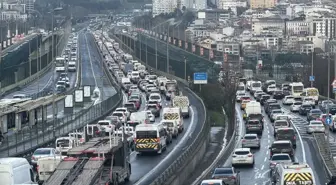 İstanbul'da trafik yoğunluğu yüzde 87'ye ulaştı