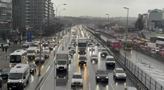 İstanbul'da trafik yoğunluğu yüzde 89'a kadar çıktı