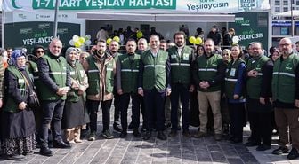 İstanbul'da Yeşilay Haftası kapsamında "Bağımsızlık Tırı" açıldı