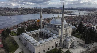 İSTANBUL'UN SELATİN CAMİLERİ - Haliç'e hakim konumuyla İstanbul'un siluetinde öne çıkan eser: Yavuz Sultan Selim Camisi