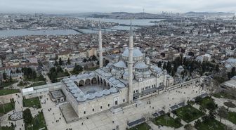 İSTANBUL'UN SELATİN CAMİLERİ - İstanbul'un ilk büyük selatin camisi 'Fatih Camisi'