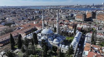 İSTANBUL'UN SELATİN CAMİLERİ - Mimar Sinan'ın eserlerinden Valide-i Atik Camisi asırlara meydan okuyor