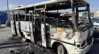 İzmir'de yanan midibüsteki 16 yaşındaki çocuk öldü