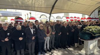 İzmir'de yaşamını yitiren iş insanı Öner Akgerman son yolculuğuna uğurlandı