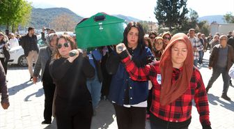 Kadınlar Günü'nde öldürülen Sermin Bacak, Fethiye'de defnedildi