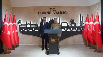 Kara Kuvvetleri Komutanı Orgeneral Tokel, Edirne Valisi Sezer'i ziyaret etti