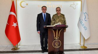 Kara Kuvvetleri Komutanı Orgeneral Tokel, Van Valisi Balcı'yı ziyaret etti