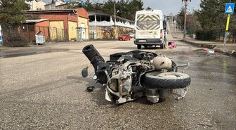 Karabük'te minibüsle çarpışan motosikletin sürücüsü öldü
