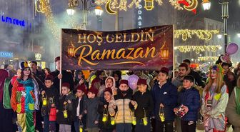 Karabük'te ramazan ayı dolayısıyla fener alayı düzenlendi